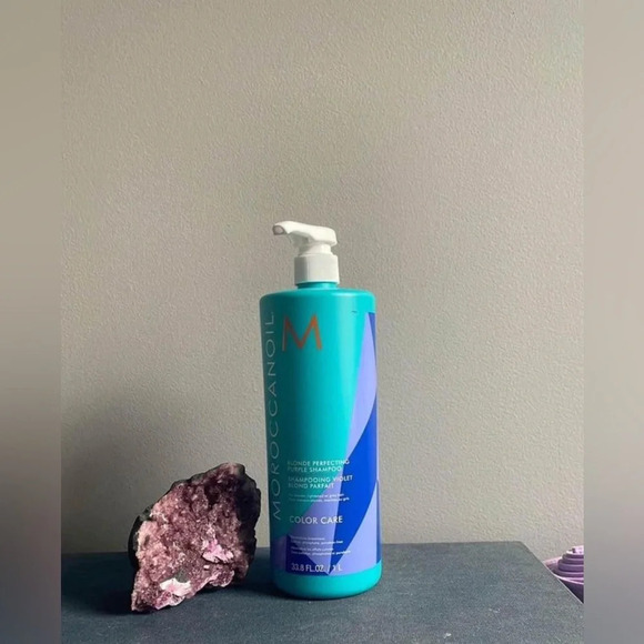 Morocanoil Blond Perfecting Shampoo 1L and Conditioner 1L set - Picture 2 of 5